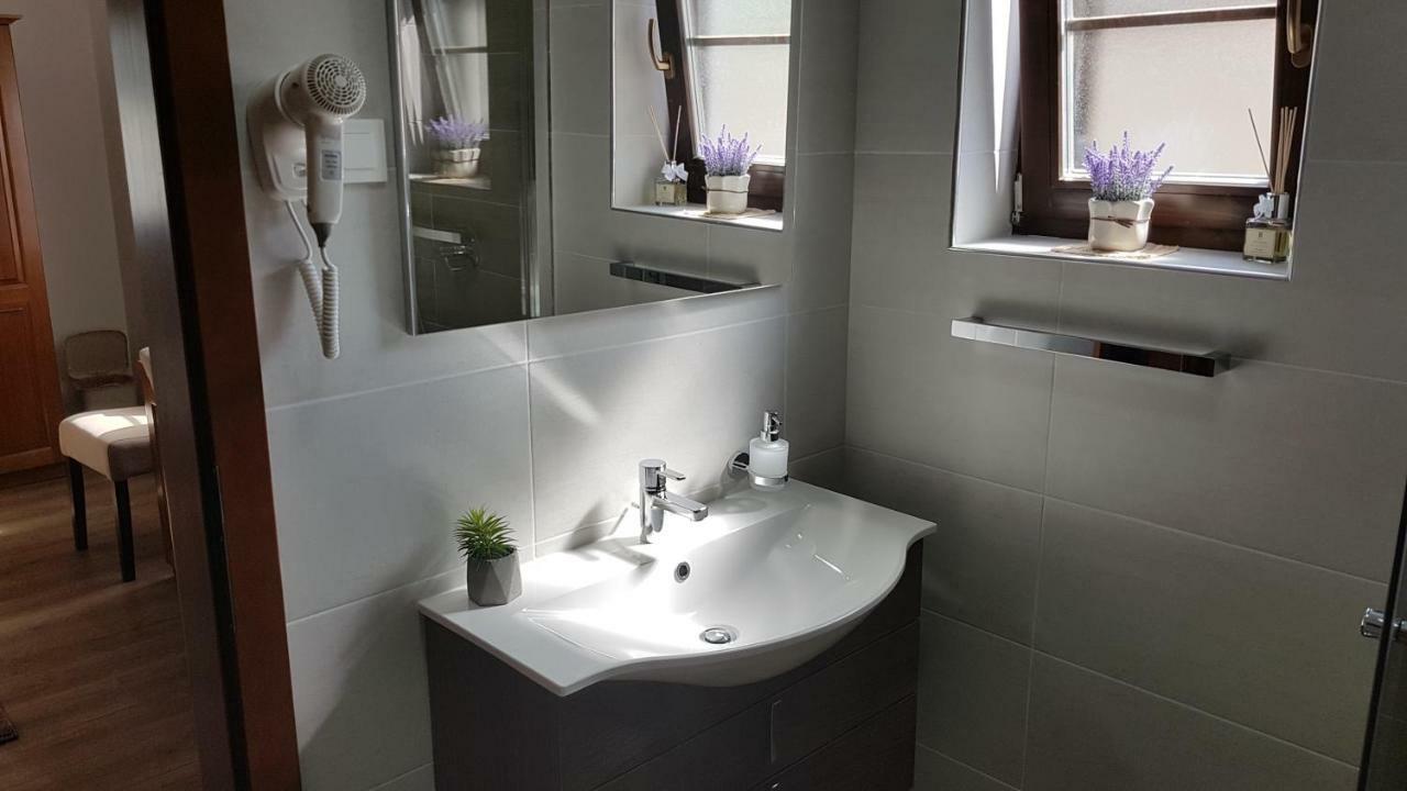 B&B Plitvice Lakes Villa Prica 普利特维采村 外观 照片